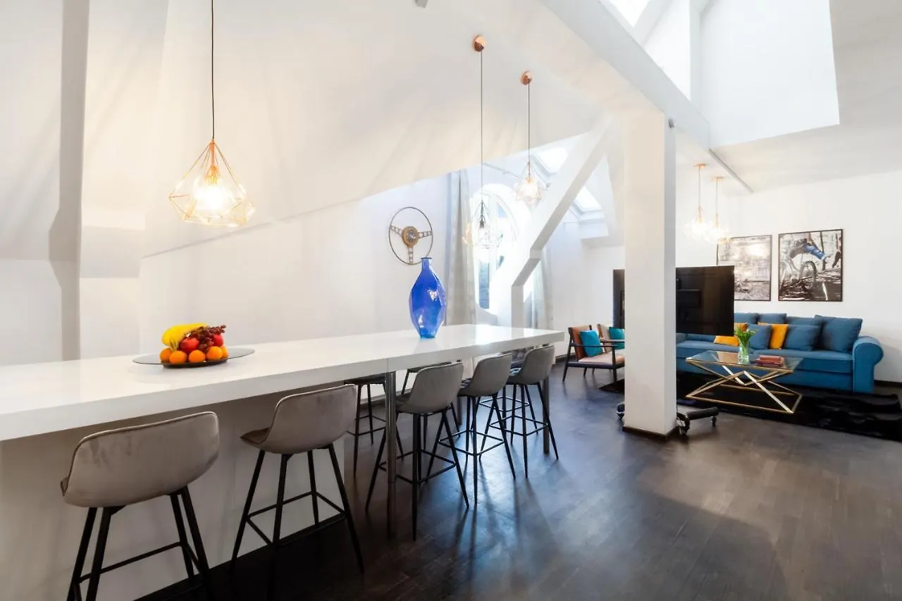 Extraordinary City Center Residence @Stephansplatz Wien Østrig